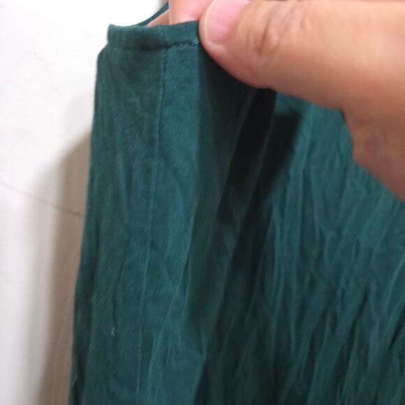 Chico’s Travelers V-Neck Sleeveless Top Metallic Trim Size XL - Picture 6 of 8